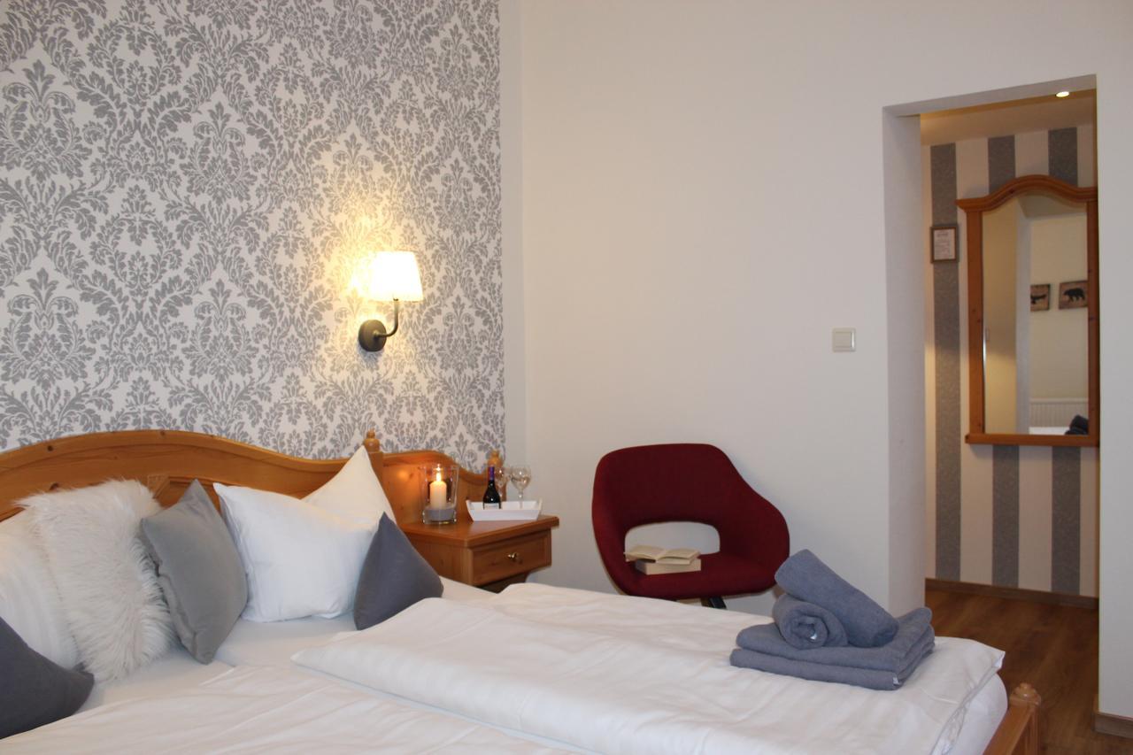 Ferien- Und Wellnesshotel Waldfrieden Хитцаккер Экстерьер фото